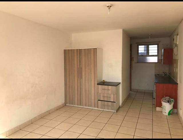 1 BEDROOM PROPERTY TO RENT IN SOUTH BEACH
